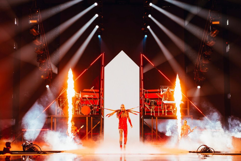 230506_Sarah Louise Bennett_EBU_0340-Enhanced-NR.jpg