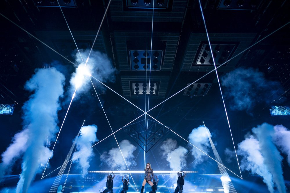 Kaleen_rehearsing_We_Will_Rave_for_Austria_at_the_First_Rehearsal_of_the_First_Semi-Final_at_Malmo_Arena(4).jpg