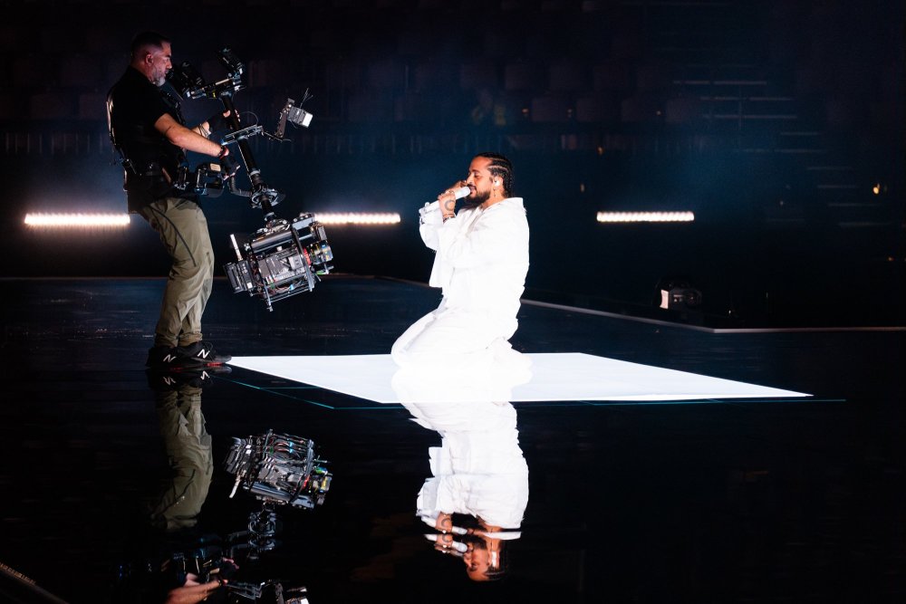 Slimane_rehearsing_Mon_amour_for_France_at_the_First_Rehearsal_of_the_Grand_Final_at_Malmo_Arena(7).jpg