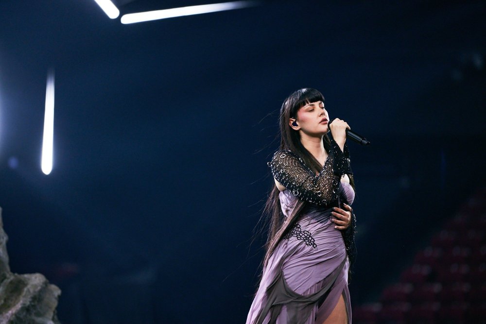 TEYA_DORA_rehearsing_RAMONDA_for_Serbia_at_the_Second_Rehearsal_of_the_First_Semi-Final_at_Malmo_Arena(4).jpg