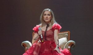 Ester Peony - On A Sunday