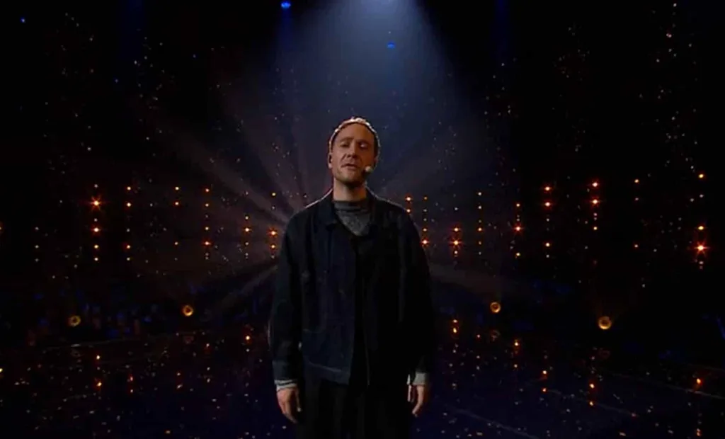 Slovenya’nın 2025 Eurovision temsilcisi Klemen, postkart çekimleri için İsviçre’ye gitti !
